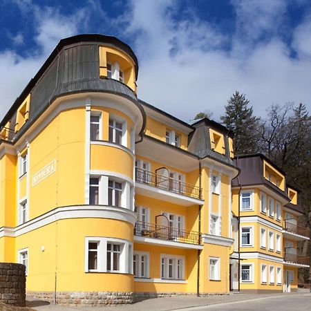 Riviera Hotel Luhacovice Exterior photo