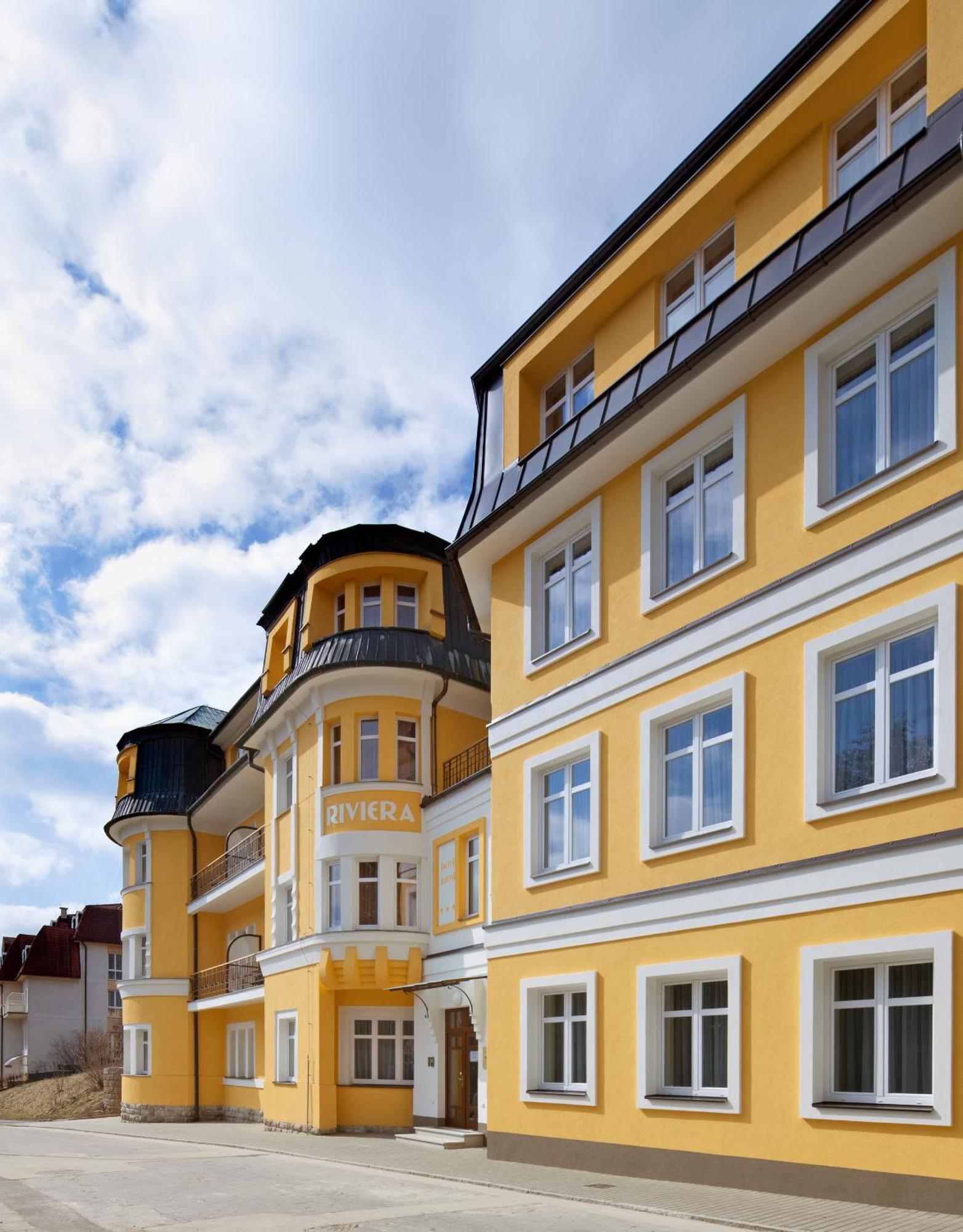 Riviera Hotel Luhacovice Exterior photo